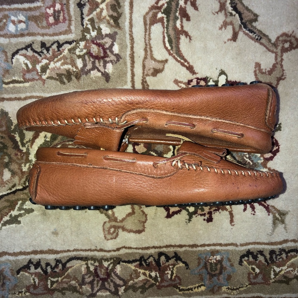 Minnetonka leather moccasins/loafers...Size 8 - Picture 2 of 7